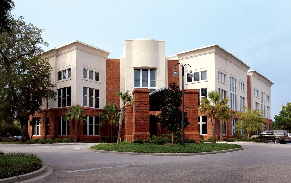 More Photos Of 1280 Hospital Dr, Mount Pleasant Medical For Lease