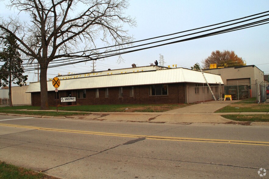 More Photos Of 4045 Second St, Wayne Warehouse For Sale