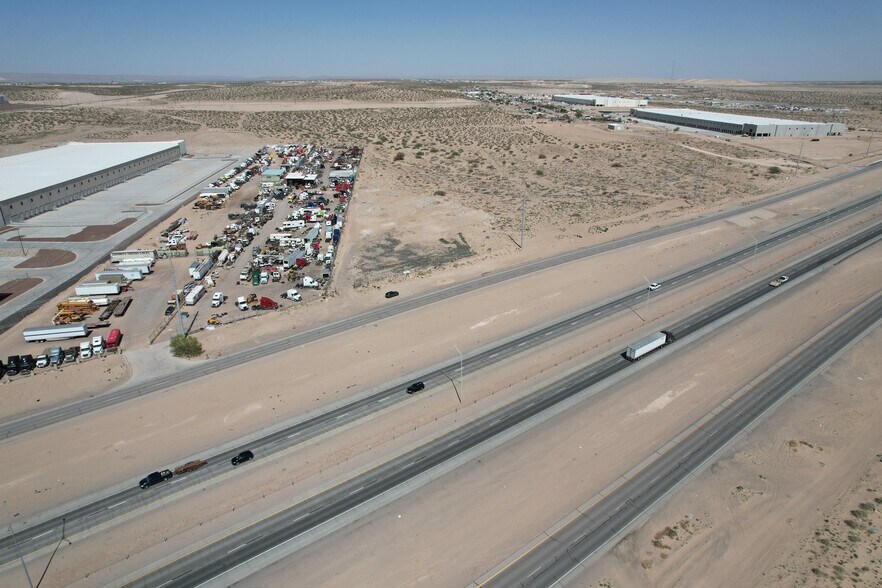 More Photos Of 16263 Gateway Blvd, Socorro Land For Sale