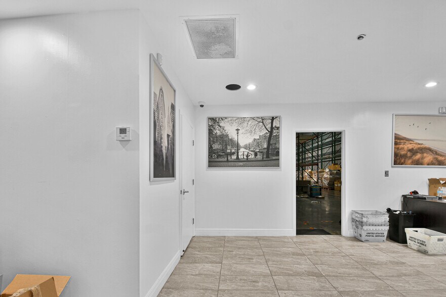 More Photos Of 2020 NW 129th Ave, Miami Warehouse For Lease