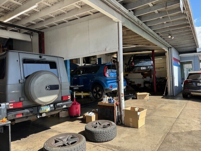 More Photos Of 3135 Lower Kula Rd, Kula Storefront Retail Office For Sale