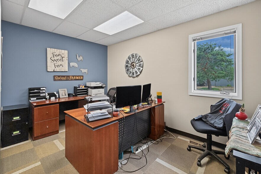 More Photos Of 5731 Greendale Rd, Johnston Medical For Lease