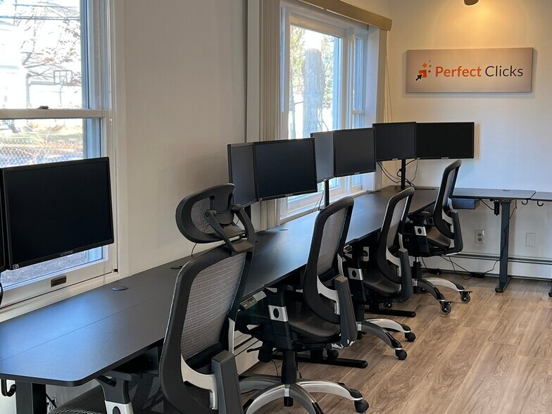 More Photos Of 354 Kingston Rd, Parsippany Office For Sale