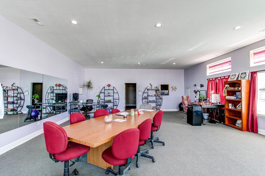 More Photos Of 604 1st Ave, Deer Trail Storefront For Sale