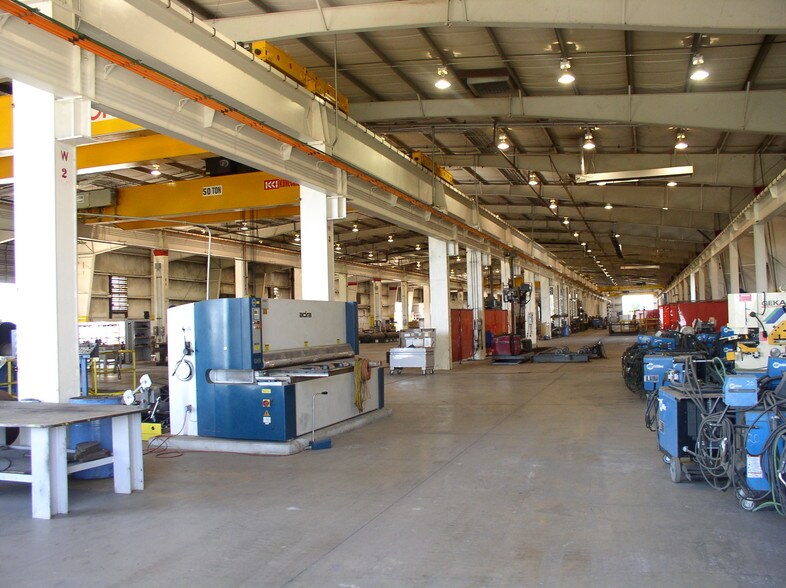 More Photos Of 1200 N Maitlen Dr, Cushing Manufacturing For Lease