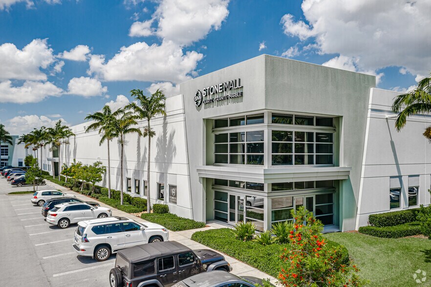More Photos Of 600 Hillsboro Technology Dr, Deerfield Beach Unknown For Lease