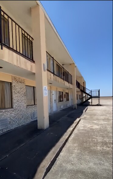 More Photos Of 2225 N US Highway 77, Robstown Hospitality For Sale