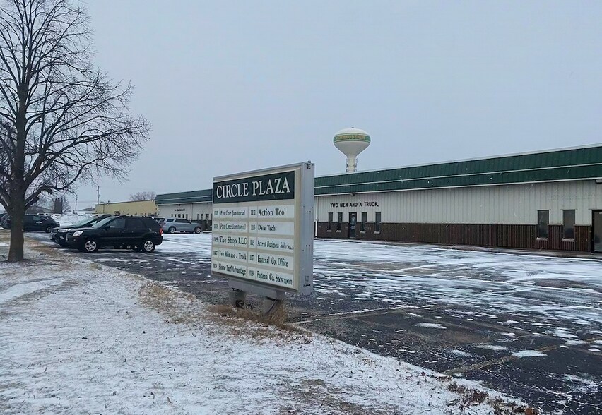 More Photos Of 1120-1130 Ashwaubenon St, Green Bay Service For Lease