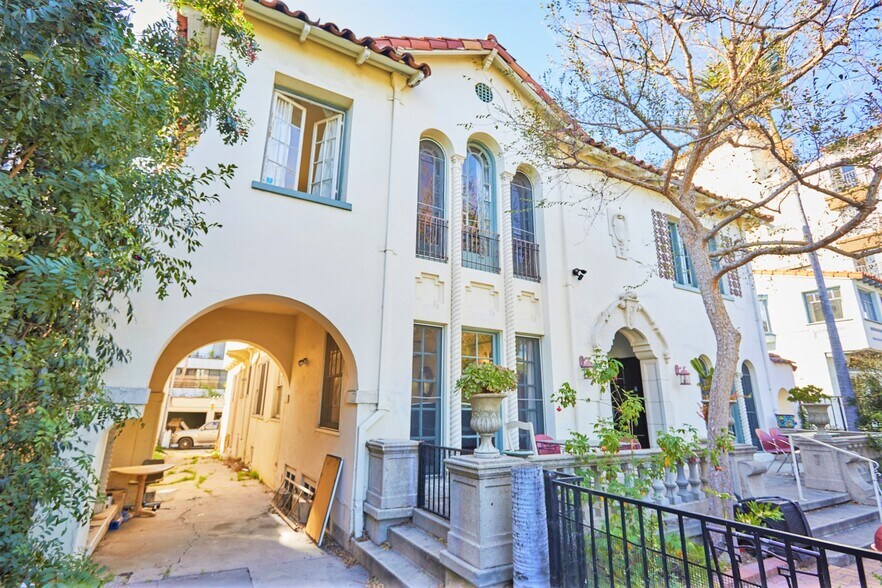 More Photos Of 1813-1817 Grace Ave, Los Angeles Apartments For Sale