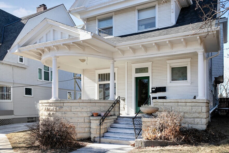 More Photos Of 1618 S 32nd Ave, Omaha Apartments For Sale