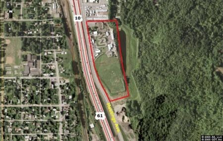 More Photos Of 910 Hastings Ave, Newport Distribution For Lease