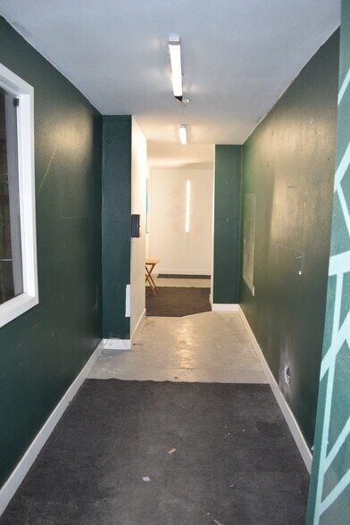 More Photos Of 4605 S Santa Fe Dr, Englewood Service For Lease