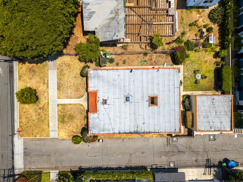 More Photos Of 1620 California Ave, Santa Monica Apartments For Sale