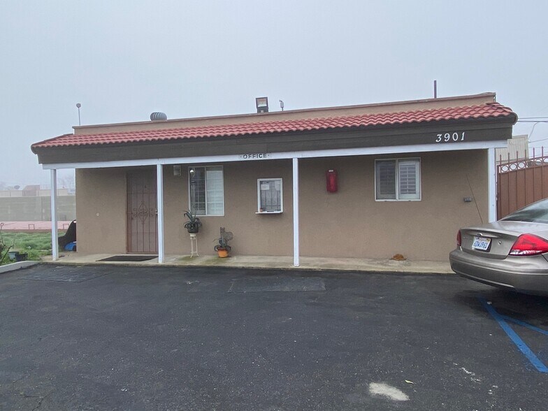 More Photos Of 3901 S Chester Ave, Bakersfield Hotel For Sale