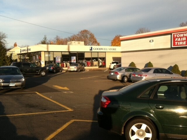 More Photos Of 2369 Dixwell Ave, Hamden Freestanding For Lease