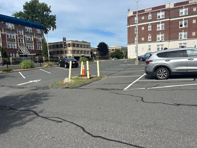 More Photos Of 155 Maple St, Springfield Medical For Sale