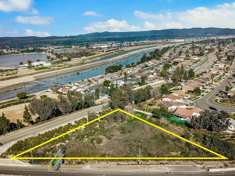 More Photos Of 4100 E Riverdale, Anaheim Land For Sale