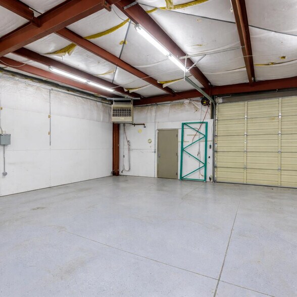 More Photos Of 260 DL Sargent Rd, Cedar City Warehouse For Sale