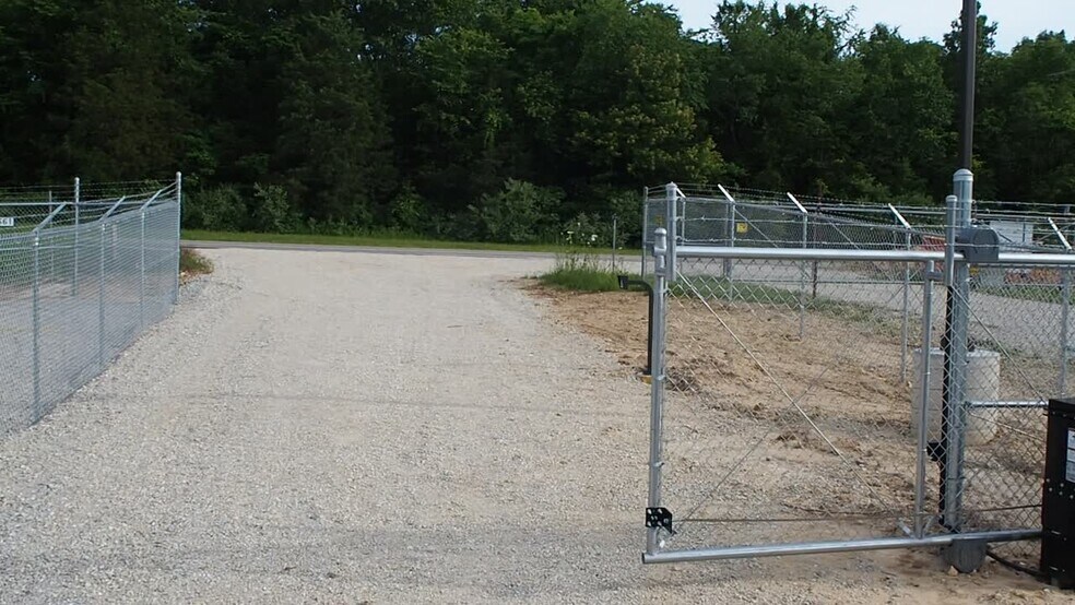 More Photos Of 4687 US 50, Leslie Land For Lease