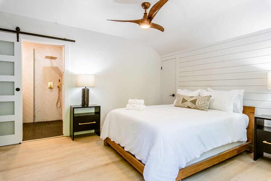 More Photos Of 306 Loch Leven Rd, Lake Arrowhead Hotel For Sale