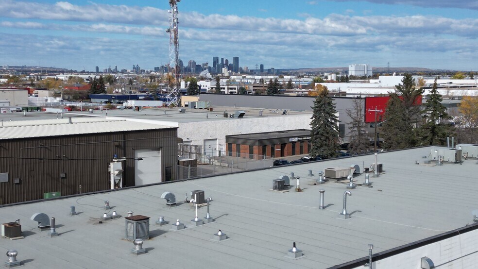 More Photos Of 4116 64 Av SE, Calgary Industrial For Sale