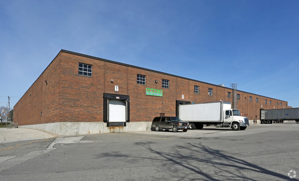 More Photos Of 2101-2111 McCowan Rd, Toronto Warehouse For Lease