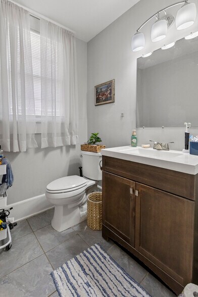 More Photos Of 94 Morris St, Charleston Apartments For Sale