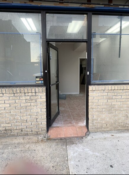 Primary Photo Of 2423 Mermaid Ave, Brooklyn Storefront Retail Office For Lease