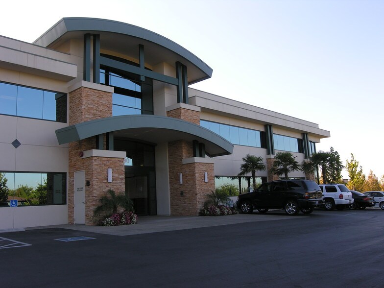 More Photos Of 300 Harding Blvd, Roseville Office For Lease