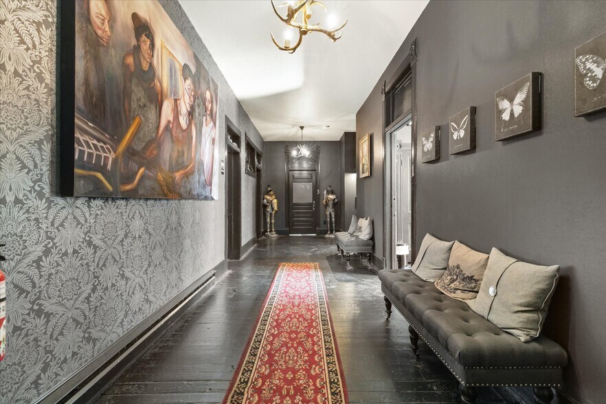 More Photos Of 301 Victor Ave, Victor Hotel For Sale