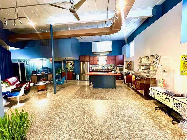 More Photos Of 1 Sherman Ter, Madison Storefront Retail Office For Sale