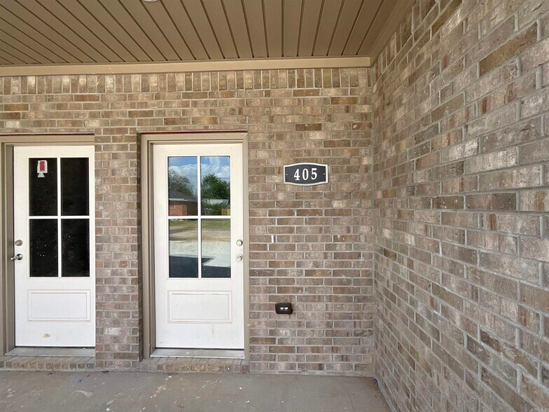 More Photos Of 405 & 407 E Center Street, Jacksonville Specialty For Sale