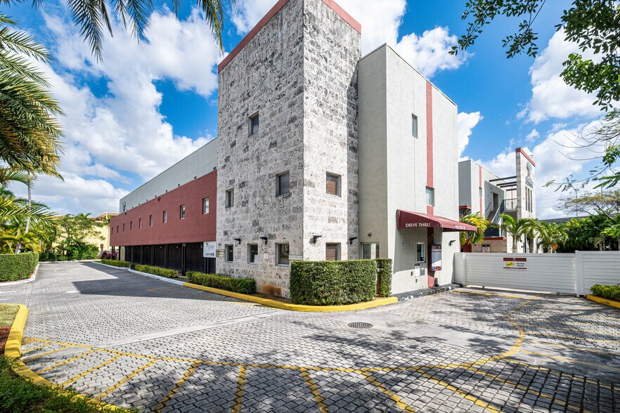 More Photos Of 901 S Royal Poinciana Blvd, Miami Springs Hotel For Sale