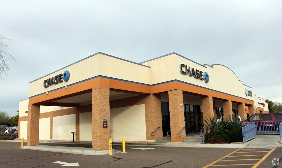 More Photos Of 2040 N 75th Ave, Phoenix Unknown For Lease