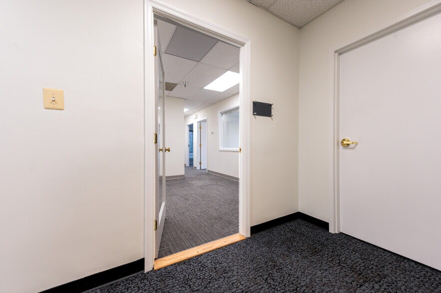 More Photos Of 125 West St, Annapolis Office For Lease