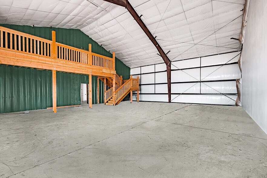 More Photos Of 910 Glendale Ave, Sparks Showroom For Sale