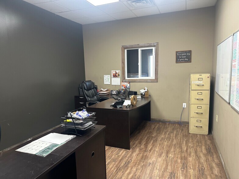 More Photos Of 135 S Harrison St, Hallam Industrial For Sale