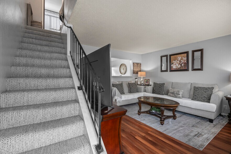 More Photos Of 21501-21599 Westpark St, Hayward Apartments For Sale