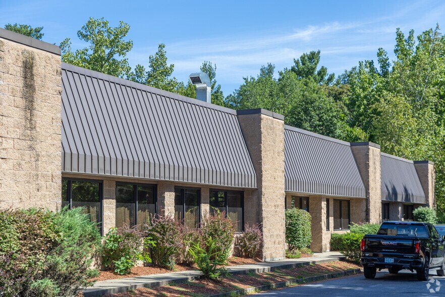 More Photos Of 1 Industrial Way, Tyngsborough Flex For Sale