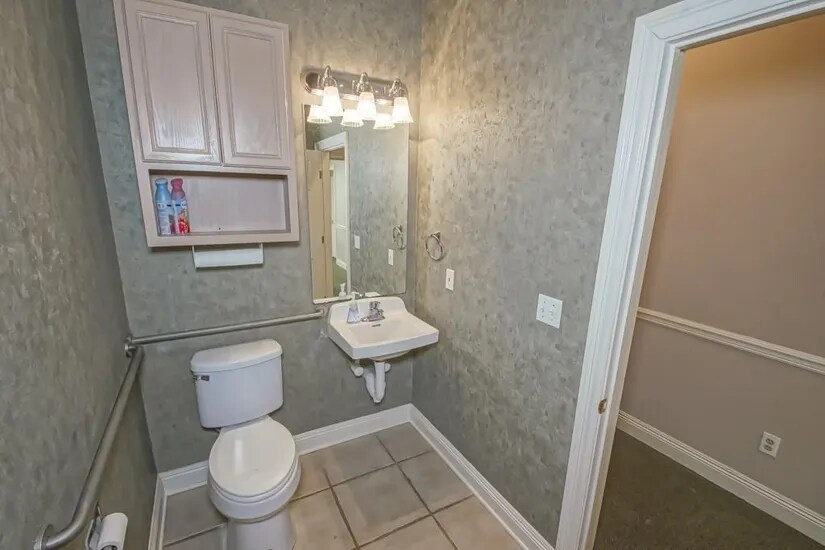 More Photos Of 1330 Park Dr, Mandeville Office Residential For Sale