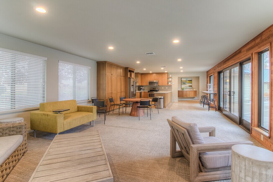 More Photos Of 11793 Fort Rd, White Swan Manufacturing For Sale