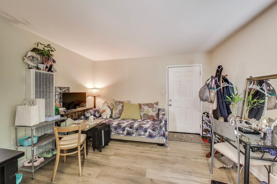 More Photos Of 2129 Randolph Dr, San Jose Apartments For Sale