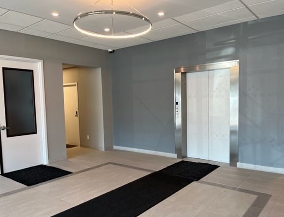 More Photos Of 99 W Hawthorne Ave, Valley Stream Office For Lease