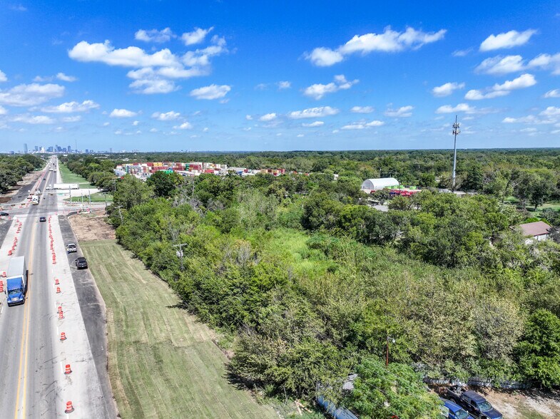 More Photos Of 5026 Simpson Stuart Road, Dallas Land For Sale