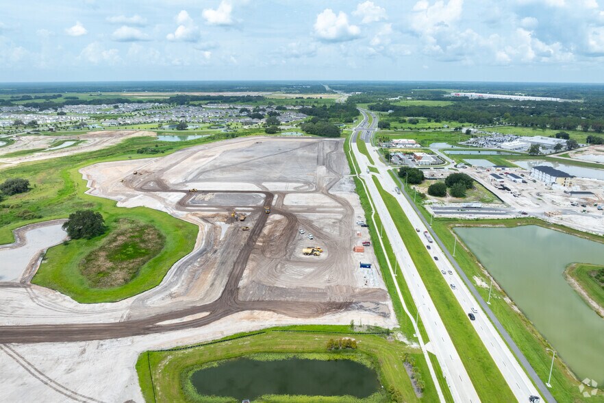 More Photos Of State Road 52, San Antonio General Retail For Lease