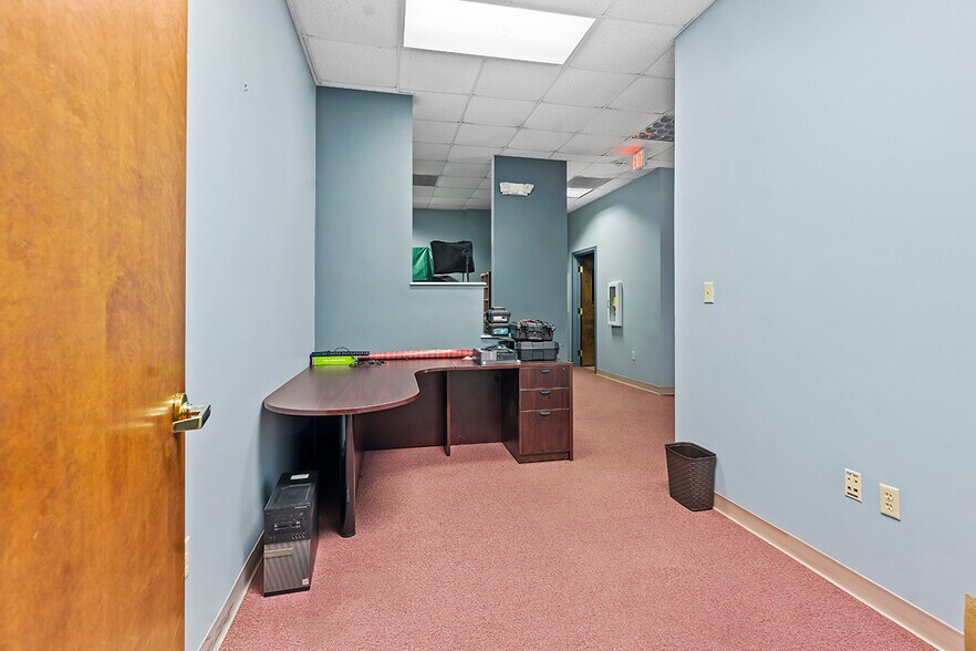 More Photos Of 353 Highway 28 Byp, Abbeville Office Residential For Sale