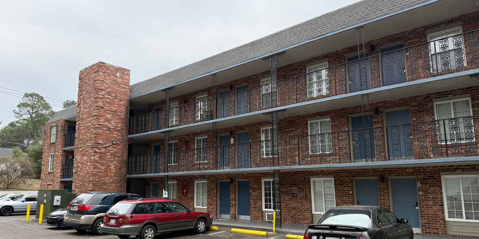 More Photos Of 3501 E Independence Blvd, Charlotte Apartments For Sale