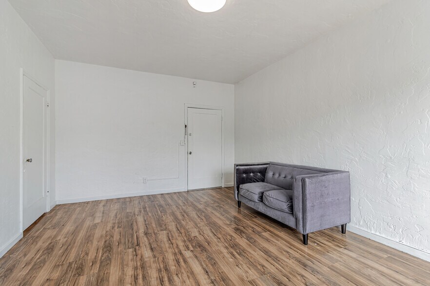 More Photos Of 1360 Berkeley Way, Berkeley Apartments For Sale