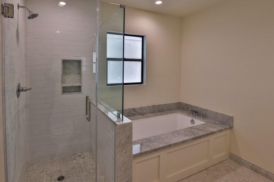More Photos Of 22227 Pacific Coast Hwy, Malibu Apartments For Sale