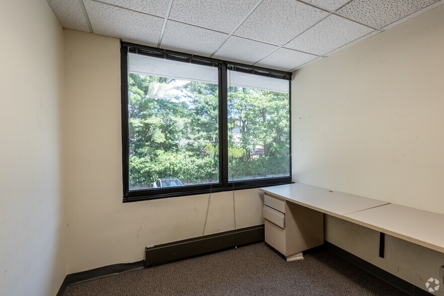 More Photos Of 619 E Palisade Ave, Englewood Cliffs Office For Lease
